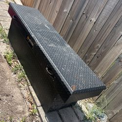 Black Truck bed Took Box 