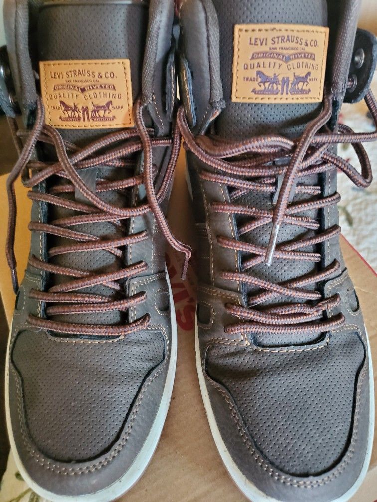 Mens Levi Boots Size 8