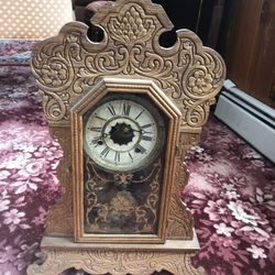 Antique Mantel / Parlour Clock Waterbury Clock Co.