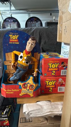 Twice talking woody