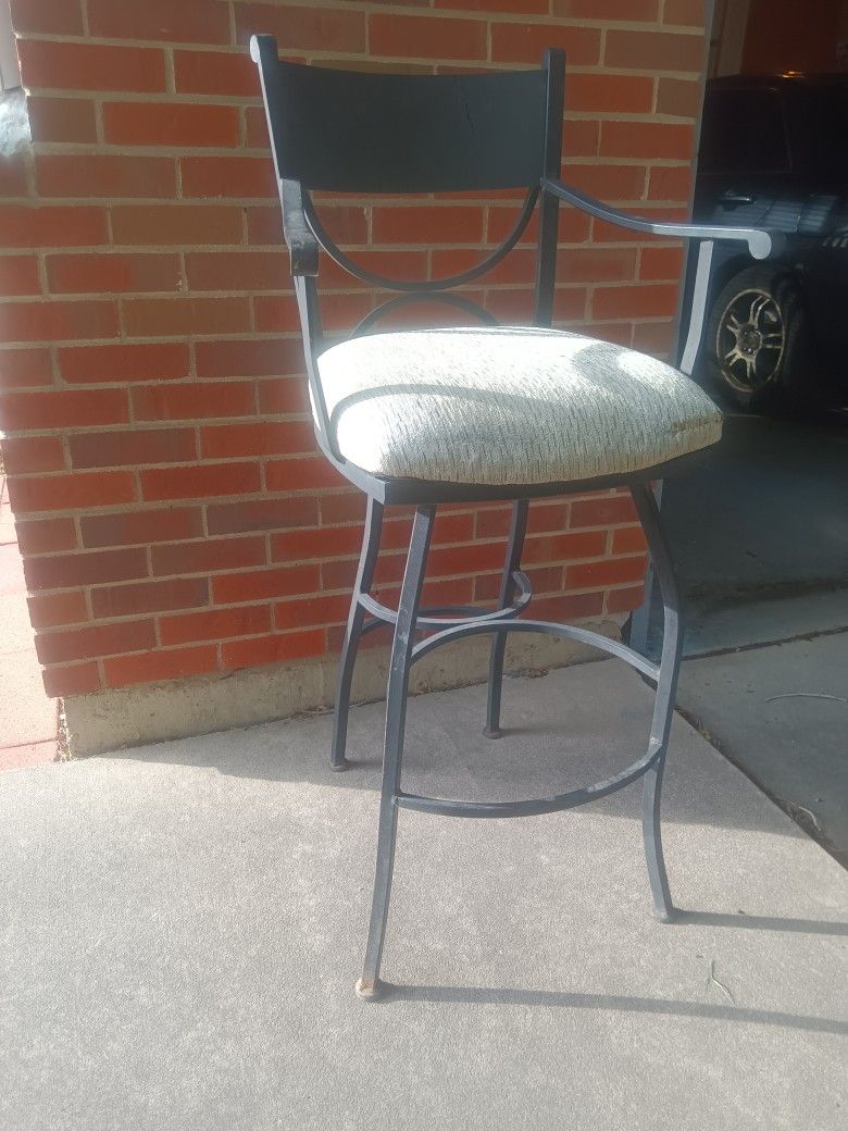 Rotating Adjustable Metal Chair w Cushion 16" x 21" x 44" tall