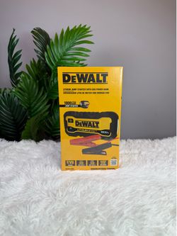 Dewalt 1800Amp Jump Starter V8 Engines