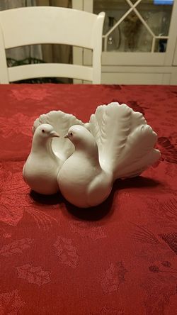 Lladro #1169 Love Birds In Mint Condition