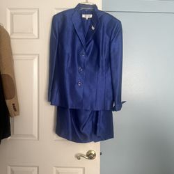 Mother Of The Bride / Suit