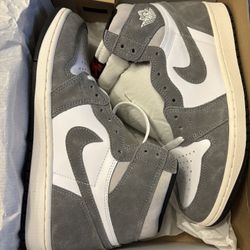 Jordan 1s Size 9 