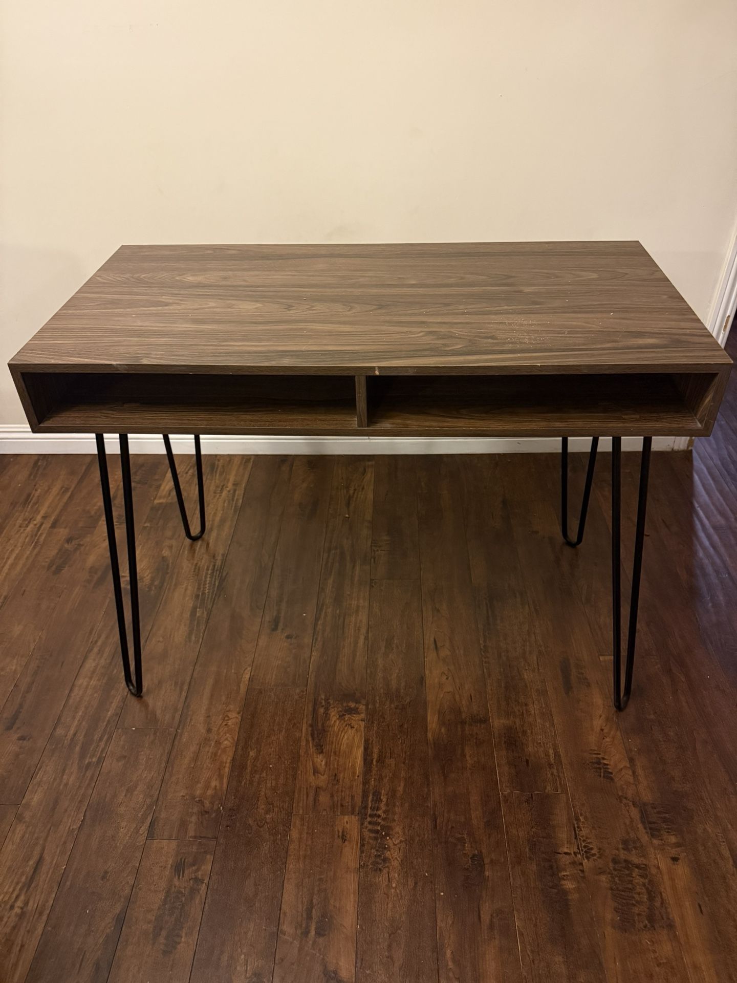 40 Inch Desk