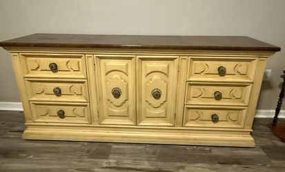 Dresser- Yellow Finish