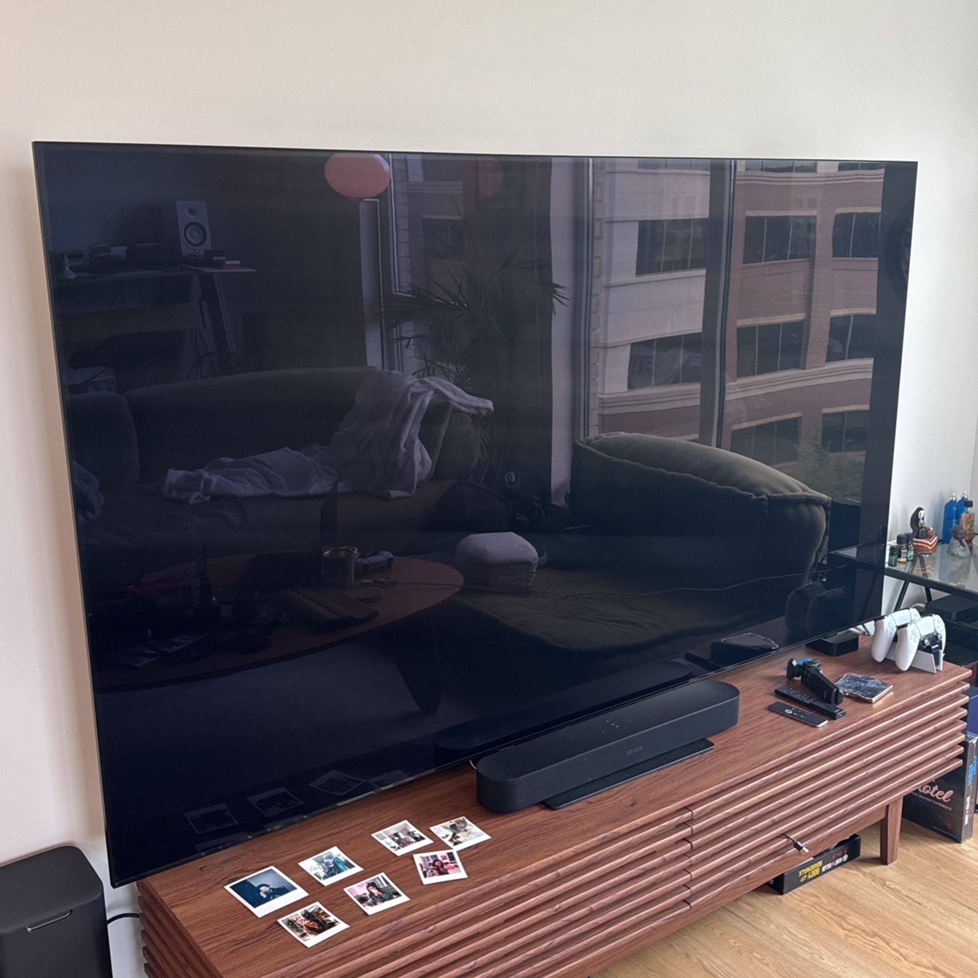 85 Inch Samsung TV