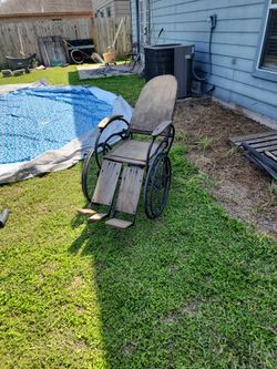 Creepy Old Timey Wheelchair for Halloween Haunted House