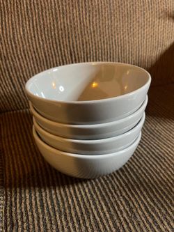 Set of 4 Ceramic Bowls