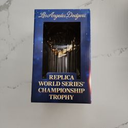 World Series Replica Trophy 2024 / 2025 Dodgers Giveaway 