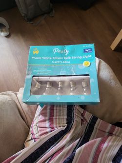 Bulb string lights- 5.4ft