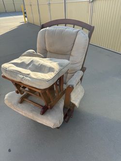 Wood Glider Rocking Chair with Ottoman