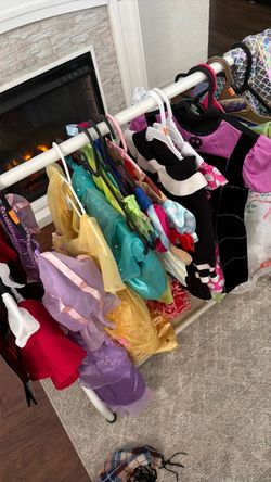 Costume 15 each
