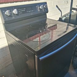 Stove oven kitchen appliances Estufa Microwave Refrigerator 