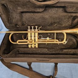 MENDINI TRUMPET WITH PADDED CASE