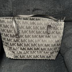 Michael Kors Purses(2)