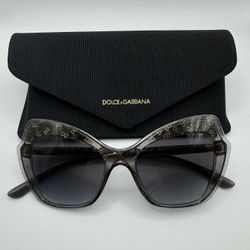 Woman’s Sun Glasses 