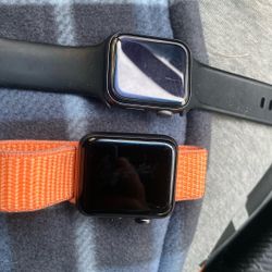 iPhone 3 and 4 Working Good Easy To Pair