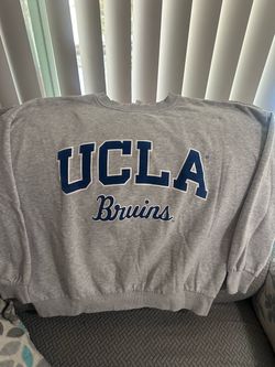 Women’s UCLA sweatshirt