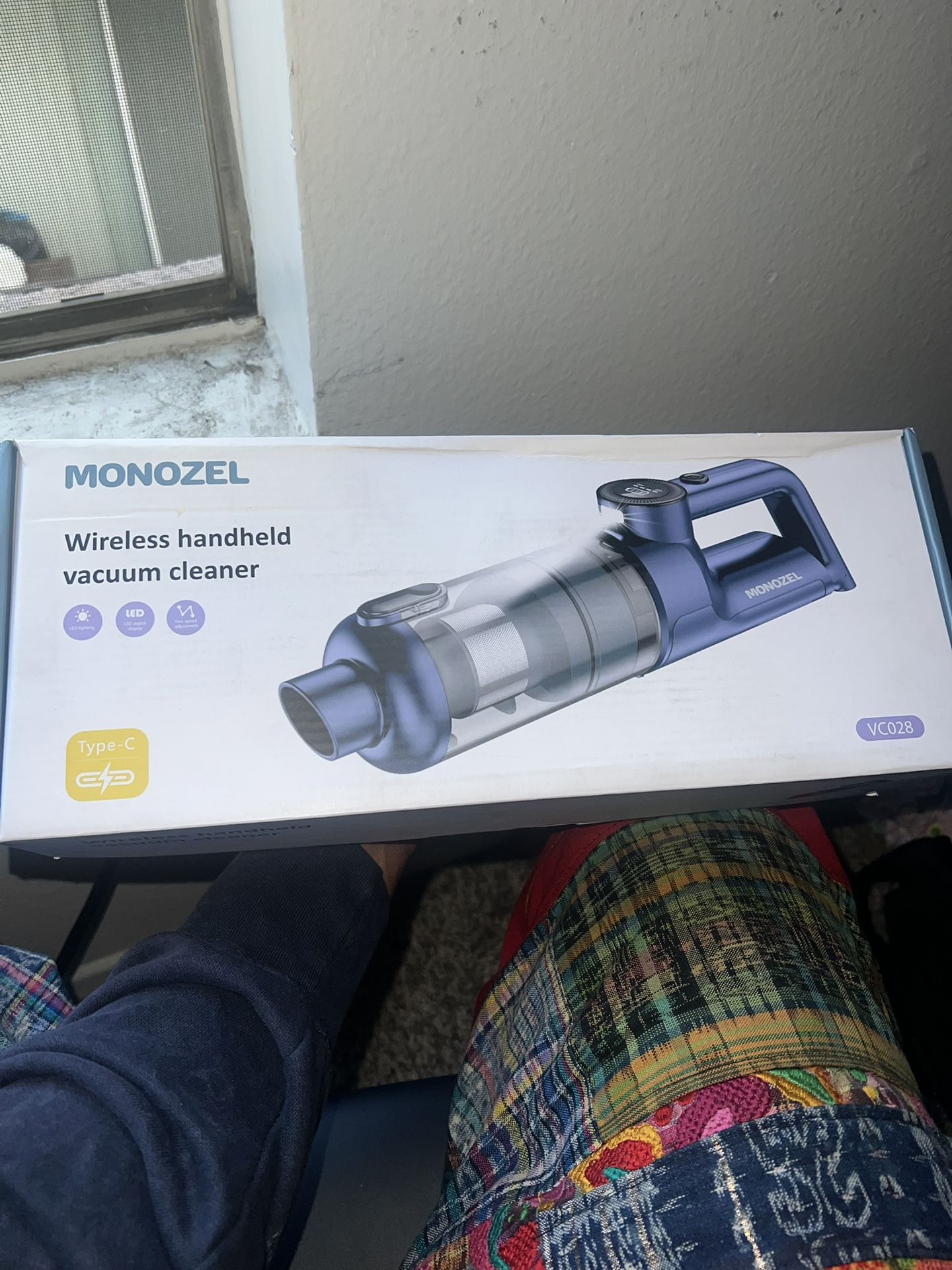 Wireless Mini Vacuum