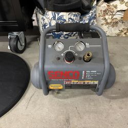 Senco Air Compressor 