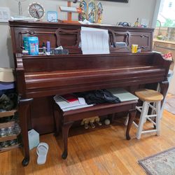 Yamaha piano