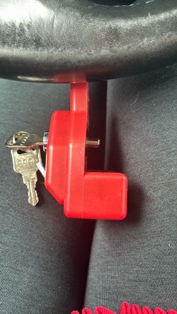 Universal Trailer / Coupler Security Lock with Keys”