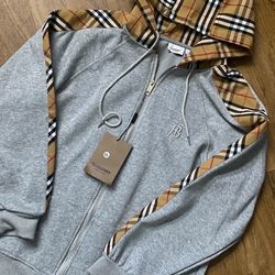Burberry Zip-Up Hoodie Size XL