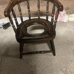 Kid’s Chair
