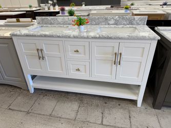 Bathroom cabinet