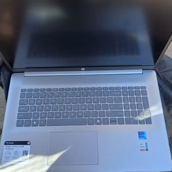 HP BURST 17.3" Screen 16gb Ram 1Tb Storage