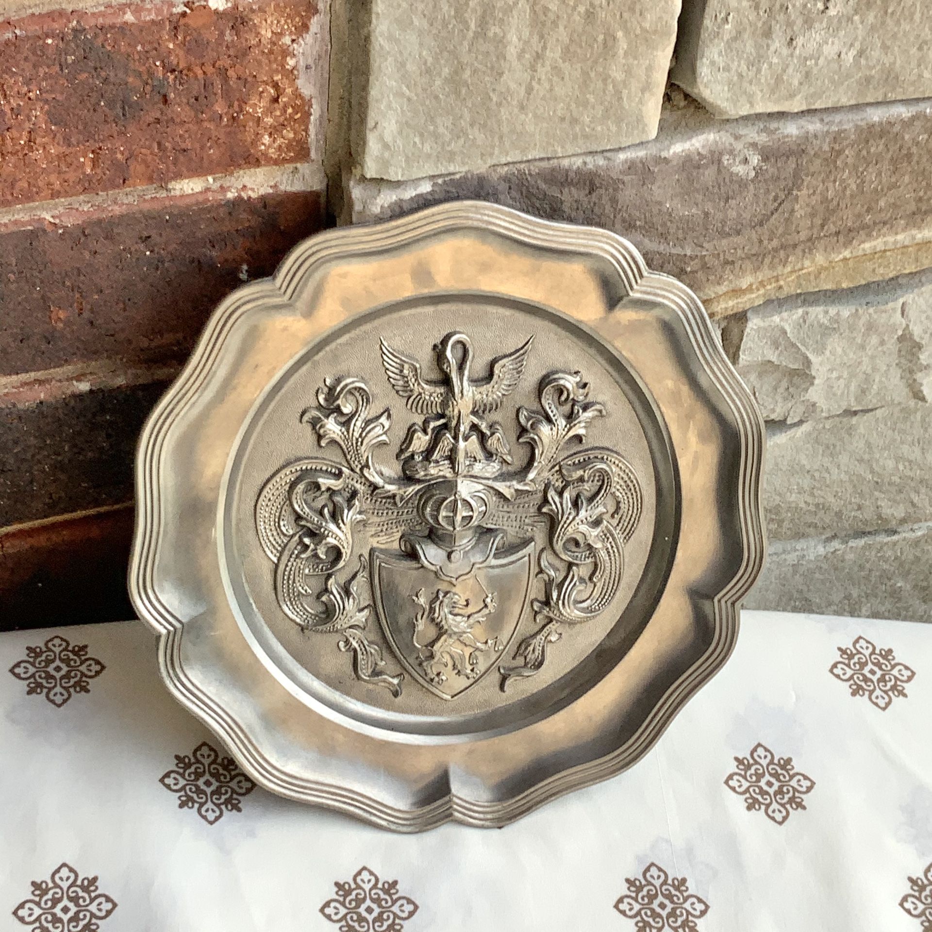 Vintage Gutezeichen Zinngerat RAL Pewter Wall Hangings Plate Germany