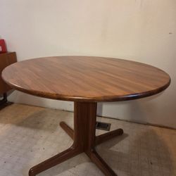 Benny Linden Solid Teak Dining Table 