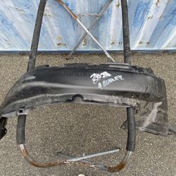 2013,2014,2015,2016,2017,2018,2019,2020,2021,2022,2023,2024 Toyota 4Runner Front Left Side Fender Liner