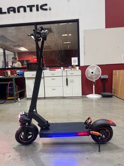 Electric scooter