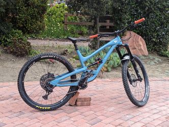 YT Capra Pro Al