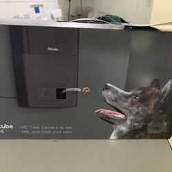 Pet Cube
