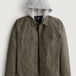  BRAND NEW HOLLISTER HOODED SHIRT FOR MEN ..SIZE MEDIUM AND LARGE …$30Dlls ….PRICE IS FIRM 