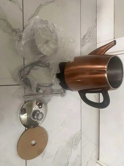 Moss & Stone Corded Electric Kettle Stainless Steel Copper/Black 0.8L 600W