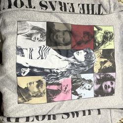 Taylor Swift Tour Exclusive 1/4 Zip Sweatshirt 