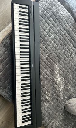 Yamaha keyboard P-45B