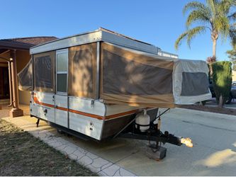 1979 Starcraft Vintage Pop-Up Camper