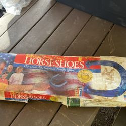 Horseshoe Set - New