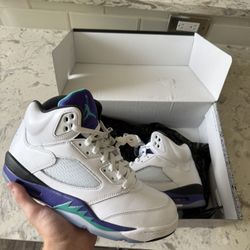Jordan 5 Retro “Grape” (2025) Size 9.5