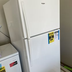 WHIRLPOOL REFRIGERATOR 