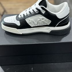 Amiri Low top Size 8