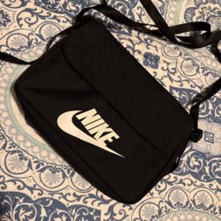 Nike crossbody