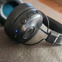 JLAb STUDIO PRO BT HEADPHONES 30HR BAT