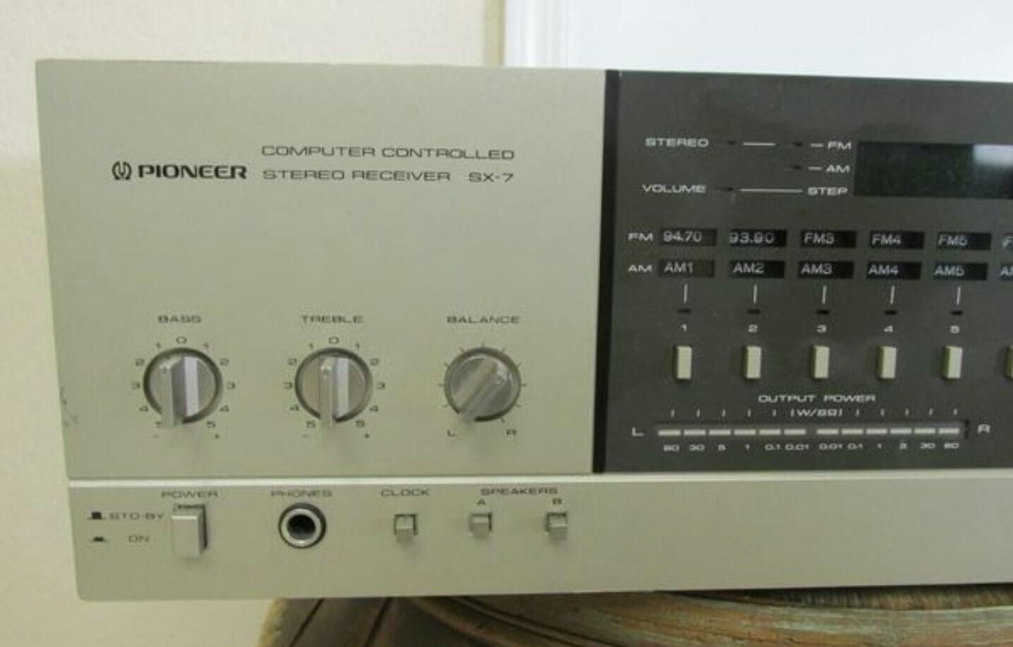 Vintage Pioneer SX-7 Stereo Receiver